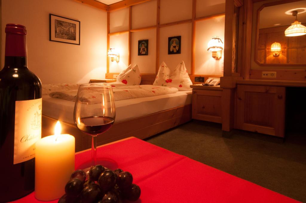 Hotel-Gasthof "Zur Muehle" Kaprun Room photo