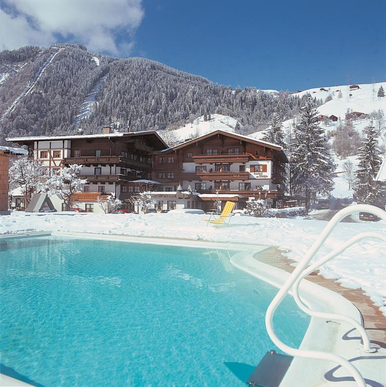 Hotel-Gasthof "Zur Muehle" Kaprun Exterior photo